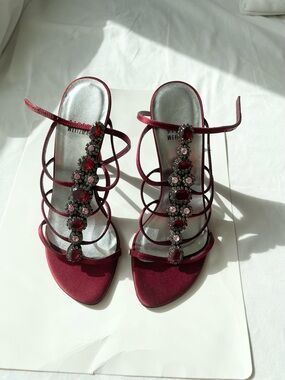 BrandNew Size 6 Steward Weitzman heels